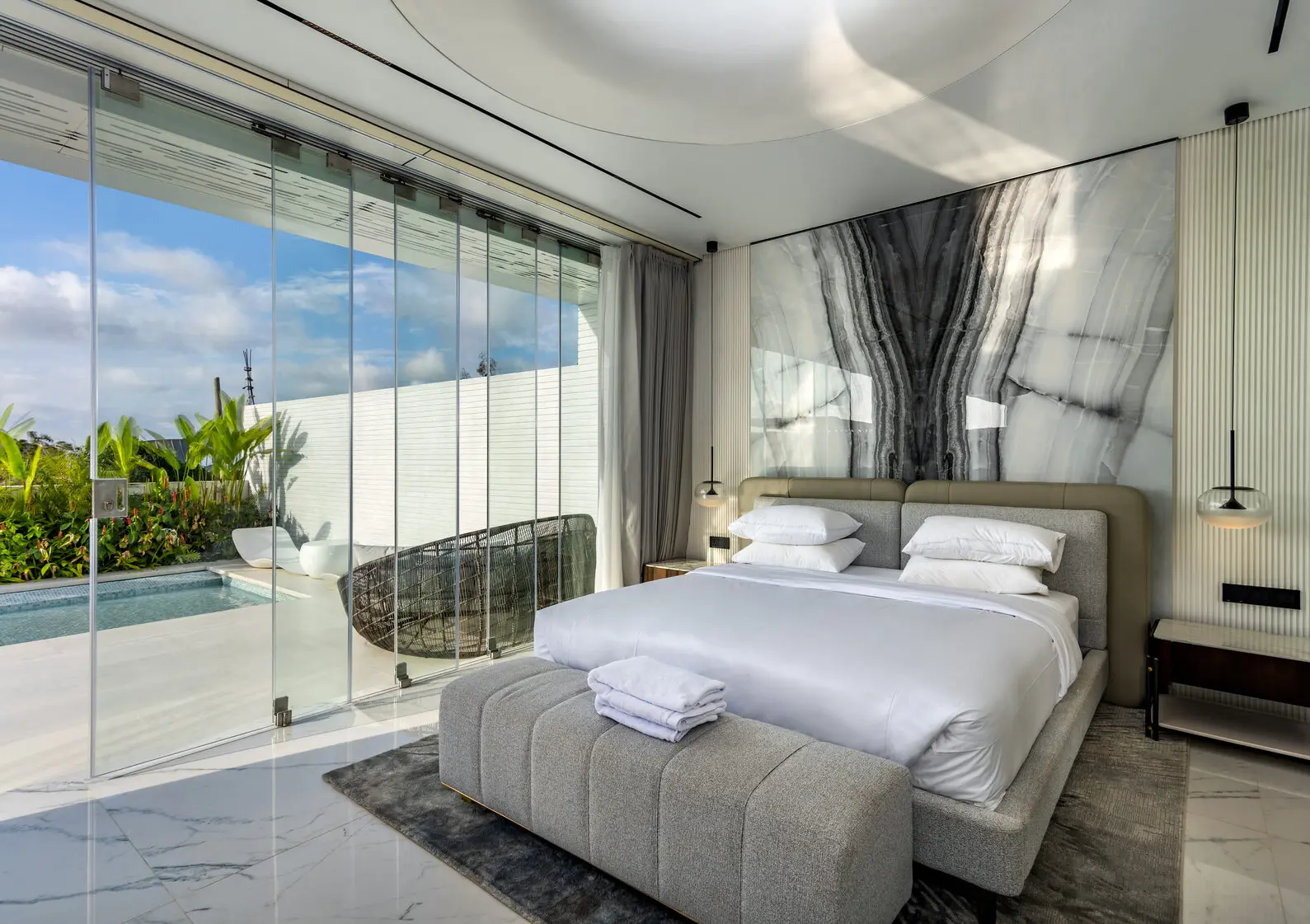 Private pool and glass facade of the one-bedroom villa — 3