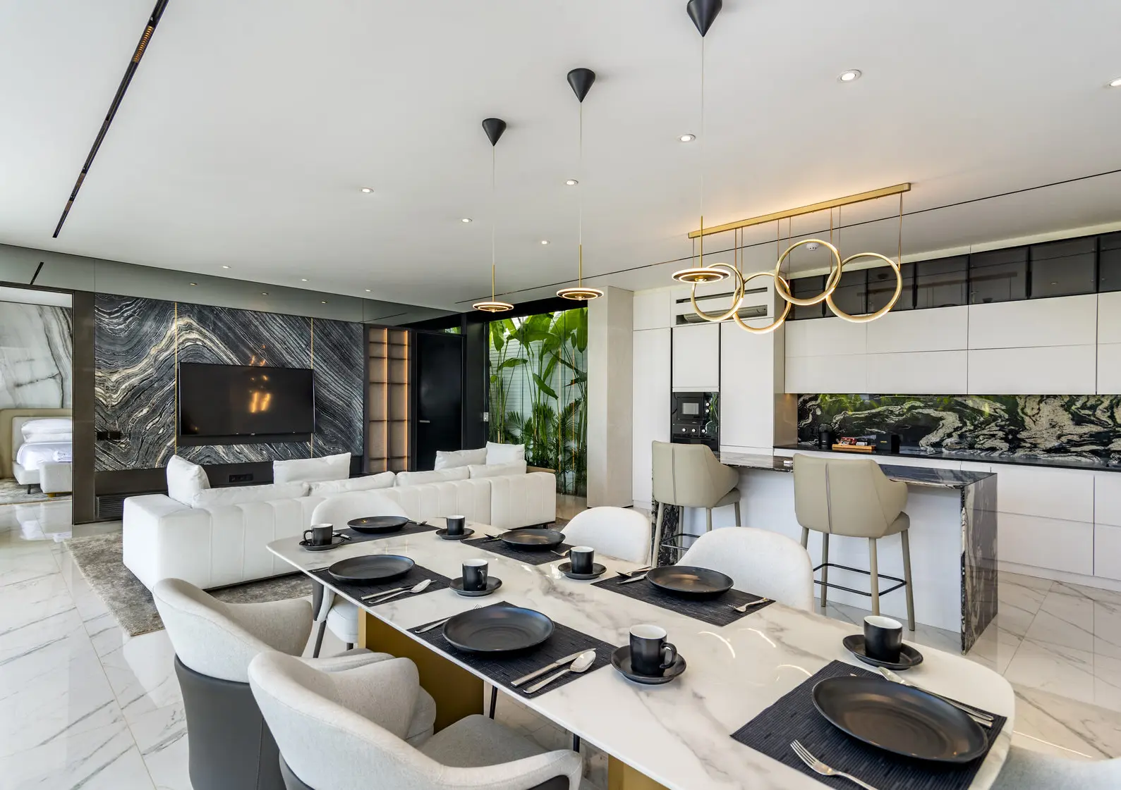 Private pool and glass facade of the one-bedroom villa — 5
